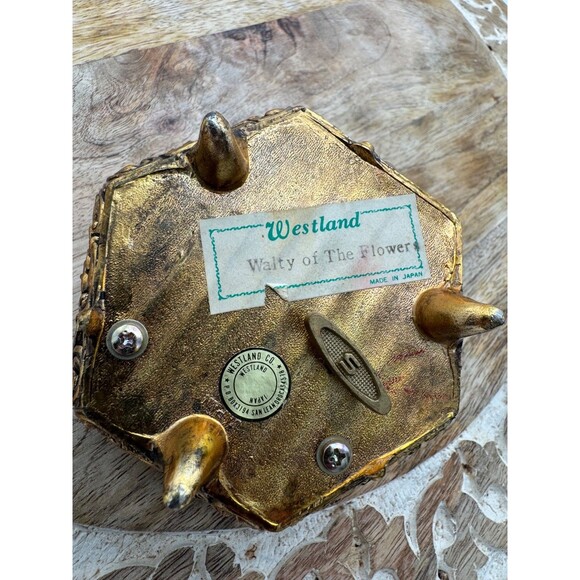 Westland Co. Cameo Music Box Hummingbird Iris Hexagon Walty Of The Flowers Japan - Picture 7 of 7